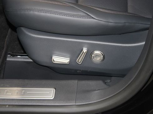 New 2026 Lincoln Nautilus Premier w/ Jet Appearance Package image 21