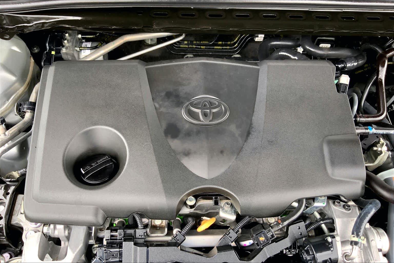 Used 2024 Toyota Camry SE FWD image 32