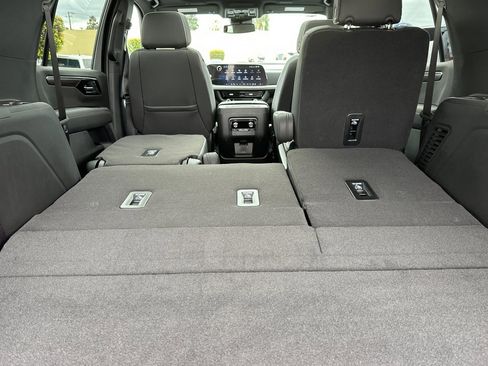 New 2026 Chevrolet Tahoe Premier image 18