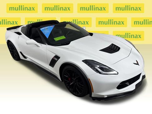 Used 2019 Chevrolet Corvette Z06 RWD image 12