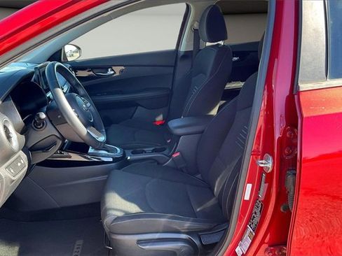 Used 2019 Kia Forte S image 22