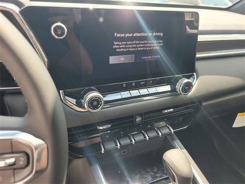 New 2026 GMC Canyon Elevation image 20