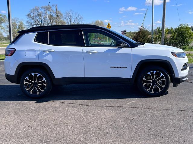 Used 2024 Jeep Compass Limited AWD/4WD image 40