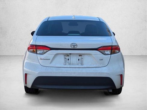 Used 2023 Toyota Corolla LE image 6