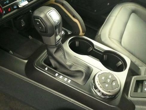 New 2026 Ford Bronco Badlands AWD/4WD image 18