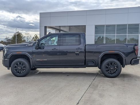 New 2026 GMC Sierra 2500 AT4 w/ AT4 Premium Plus Package image 9