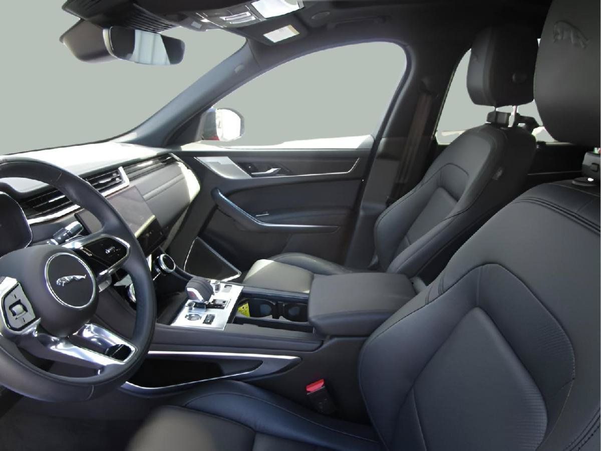 Used 2022 Jaguar F-PACE S AWD/4WD image 4