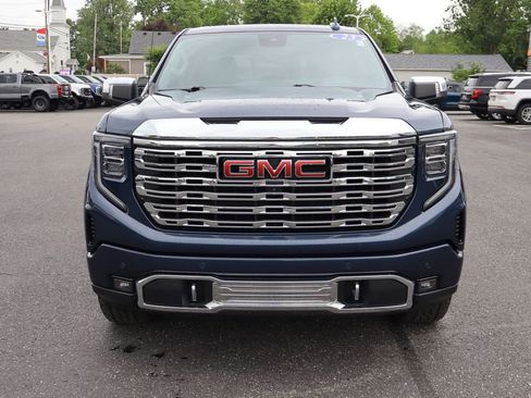 Used 2023 GMC Sierra 1500 Denali w/ Technology Package AWD/4WD image 13
