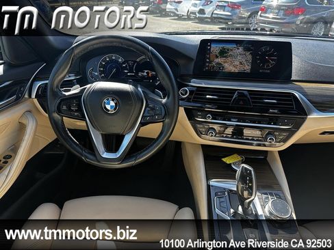 Used 2018 BMW 530e RWD image 13