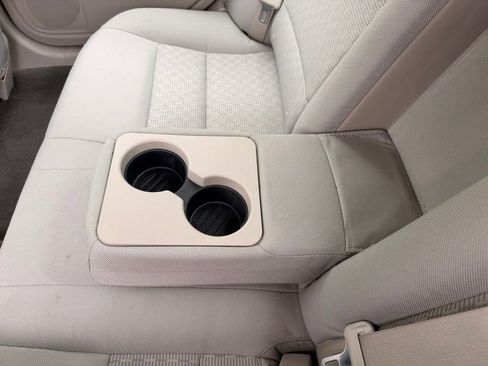 Used 2011 Ford Fusion SE w/ 202A Rapid Spec Order Code FWD image 24