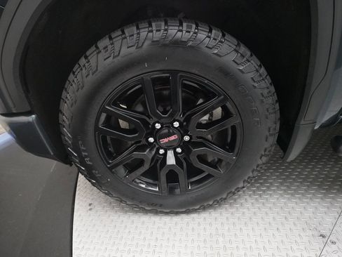 Used 2021 GMC Sierra 1500 Elevation w/ Preferred Package image 26