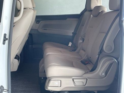 Certified 2023 Honda Odyssey EX-L image 17