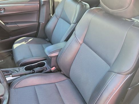 Used 2016 Toyota Corolla S image 4