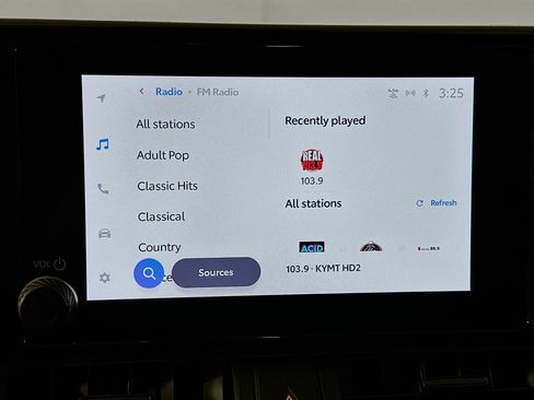 Used 2024 Toyota RAV4 LE image 19
