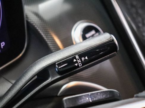 Used 2024 Mercedes-Benz GLC 300 image 19
