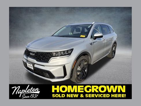 Certified 2023 Kia Sorento EX image 1