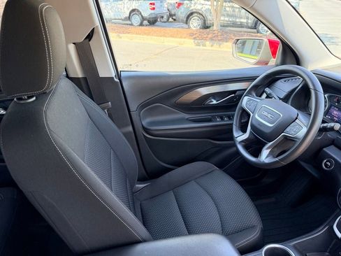 Used 2022 GMC Terrain SLE w/ Driver Convenience Package FWD image 14
