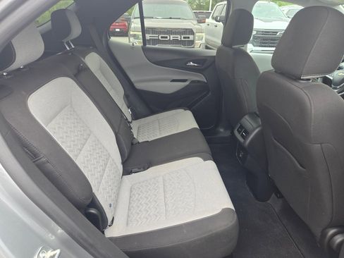 Used 2023 Chevrolet Equinox LT AWD/4WD image 22