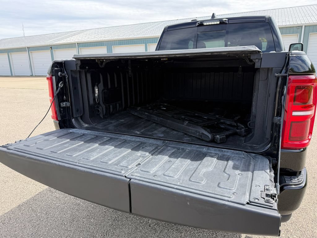 Used 2025 RAM 1500 Tungsten w/ Off Road Group AWD/4WD image 13