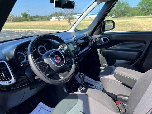 Used 2015 FIAT 500L Trekking FWD image 19