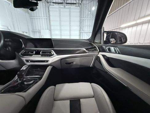 Used 2022 BMW X5 M w/ Competition Package 2 image 50