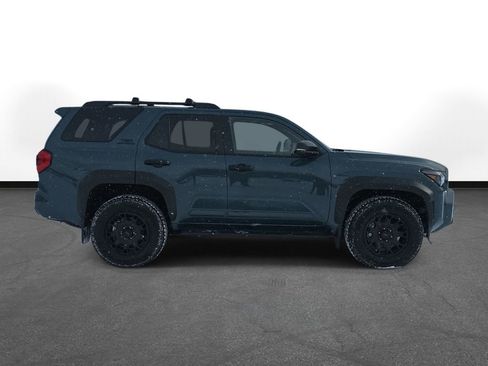Used 2025 Toyota 4Runner TRD Off-Road Premium image 4