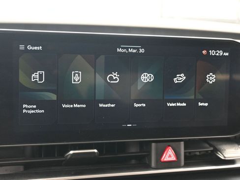 Used 2025 Kia Carnival image 20