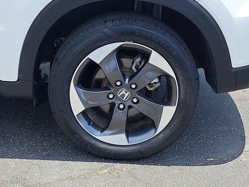 Used 2018 Honda HR-V EX image 33
