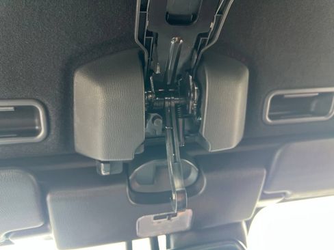 Used 2019 MAZDA MX-5 Miata Grand Touring RWD image 34