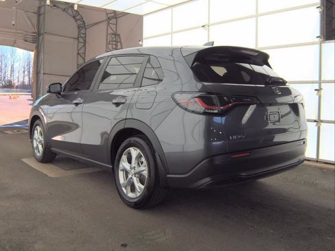 Used 2025 Honda HR-V LX image 3