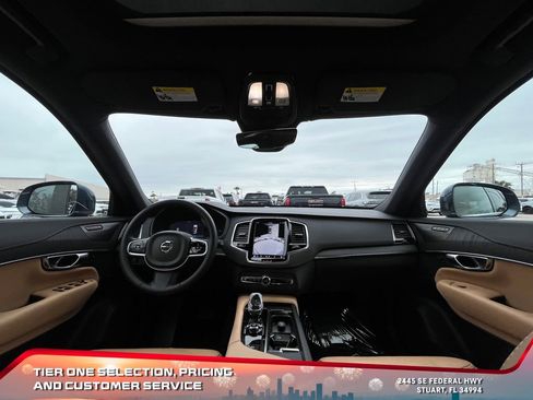 Used 2025 Volvo XC90 T8 Ultra w/ Protection Package Premier image 15