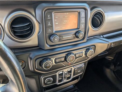 Used 2018 Jeep Wrangler Unlimited Sport S image 18