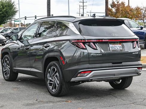Certified 2025 Hyundai Tucson Limited image 8