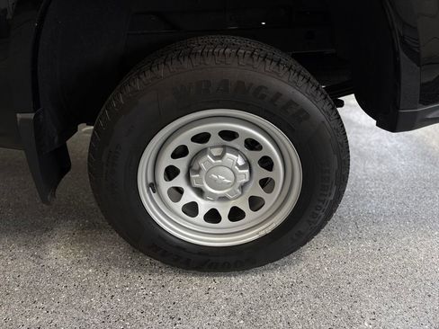 Used 2023 Chevrolet Colorado W/T image 25