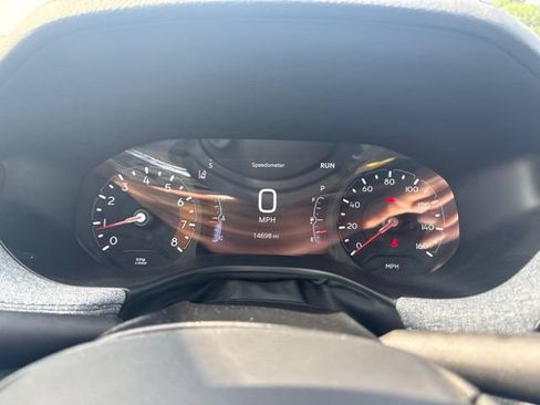 Used 2025 Jeep Compass Latitude AWD/4WD image 29