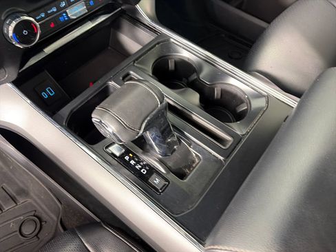 Used 2022 Ford F150 Lariat AWD/4WD image 22