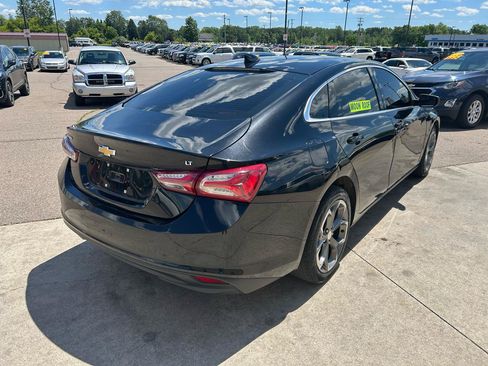 Used 2021 Chevrolet Malibu LT FWD image 5