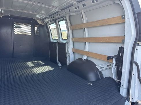 Used 2024 Chevrolet Express 2500 w/ Driver Convenience Package image 21