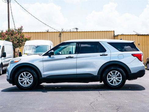Used 2021 Ford Explorer 2WD image 6