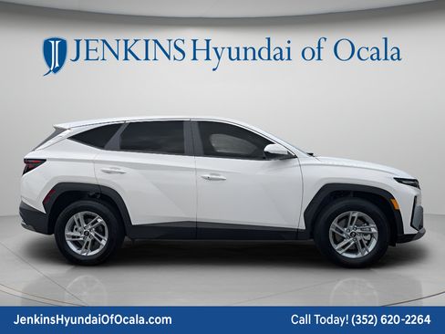 New 2026 Hyundai Tucson SE FWD image 2