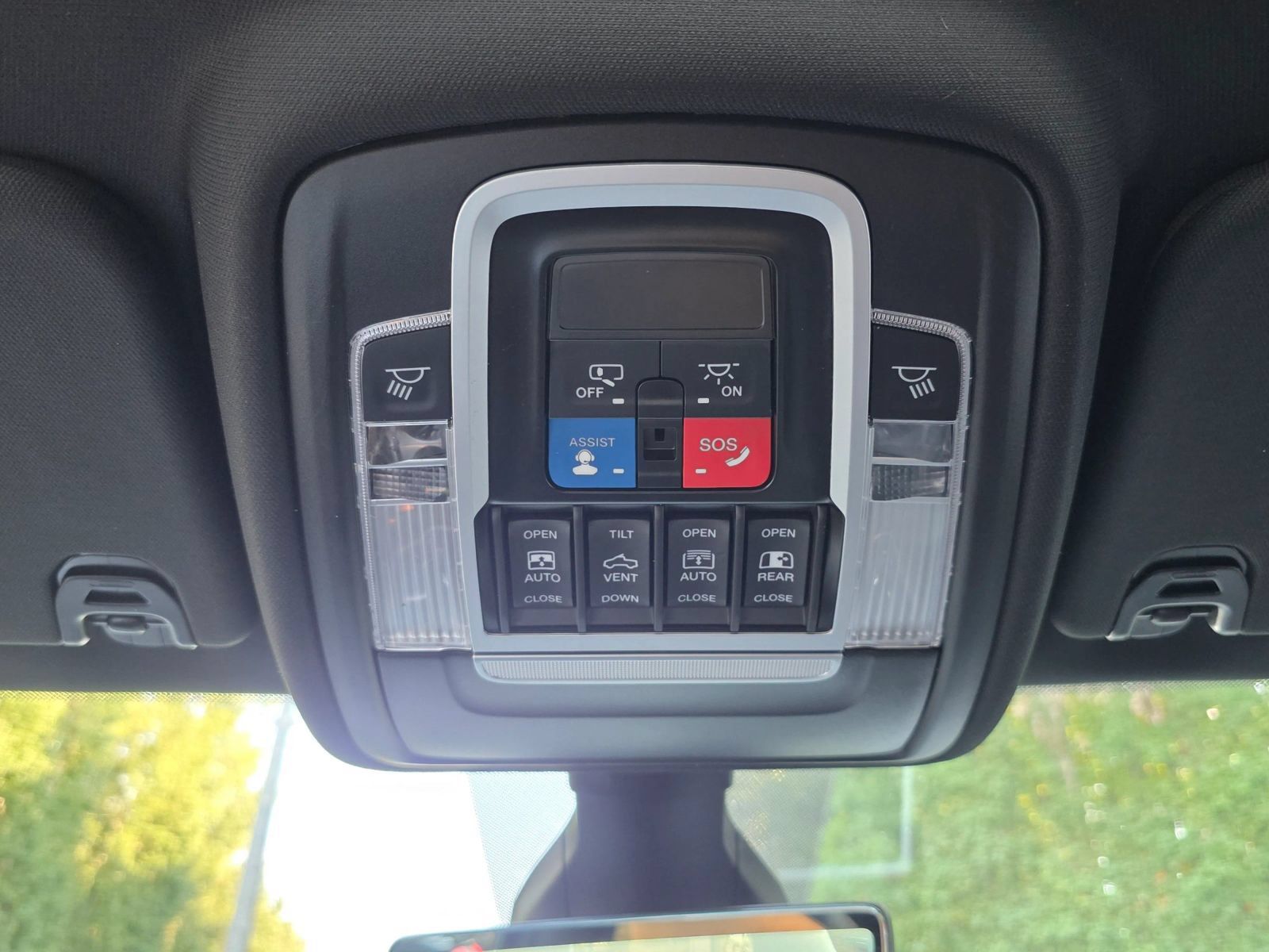 Used 2023 RAM 1500 Big Horn AWD/4WD image 25