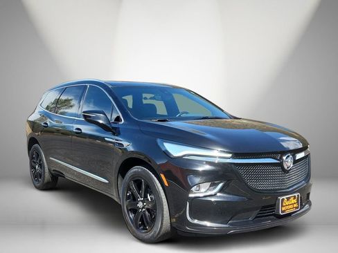 Used 2023 Buick Enclave Essence w/ Experience Buick Package AWD/4WD image 1