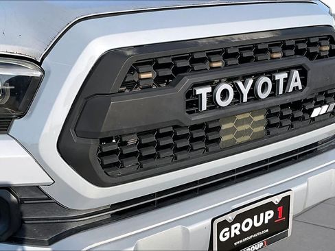 Used 2021 Toyota Tacoma TRD Sport RWD image 28