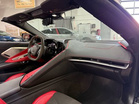 Used 2023 Chevrolet Corvette Stingray Preferred Conv w/ 2LT RWD image 14