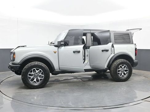 Used 2024 Ford Bronco Badlands AWD/4WD image 58
