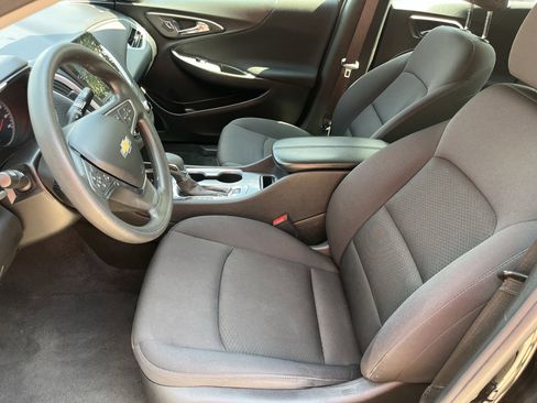 Used 2024 Chevrolet Malibu LT image 18