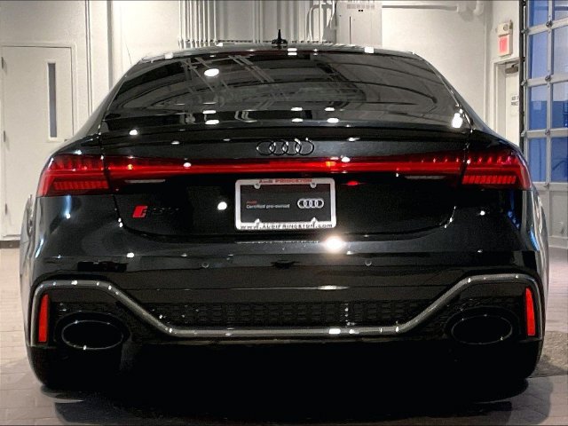 Used 2023 Audi RS 7 Sportback w/ Carbon Optic Package AWD/4WD image 6