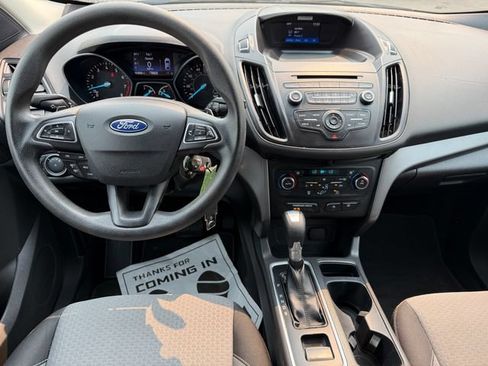 Used 2017 Ford Escape SE AWD/4WD image 3