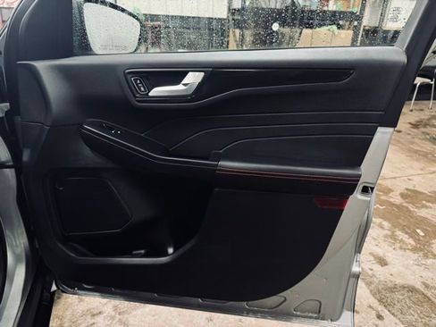 Used 2023 Ford Escape ST-Line w/ Tech Pack #1 image 16