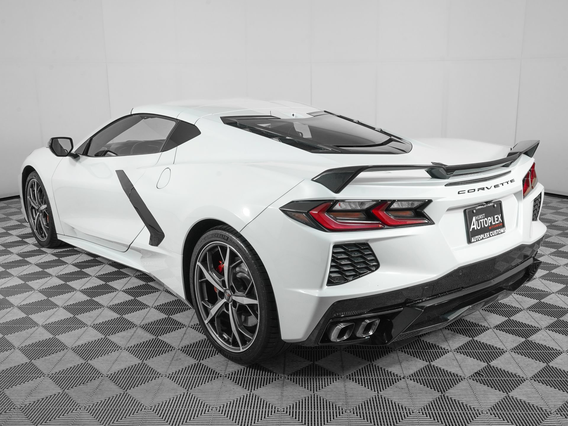 Used 2021 Chevrolet Corvette Stingray Premium Cpe w/ Z51 Performance Package RWD image 6